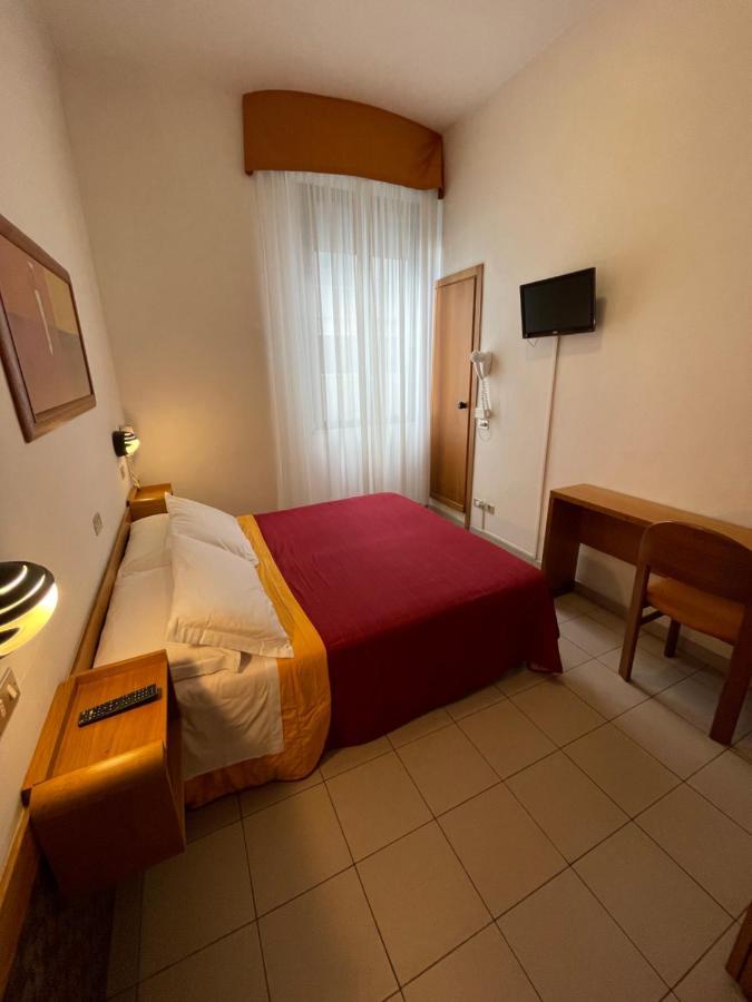 Hotel Arpa Rimini Eksteriør bilde