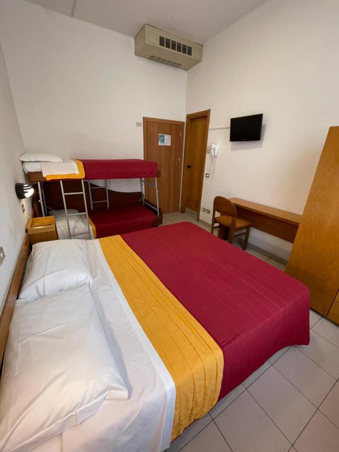Hotel Arpa Rimini Eksteriør bilde