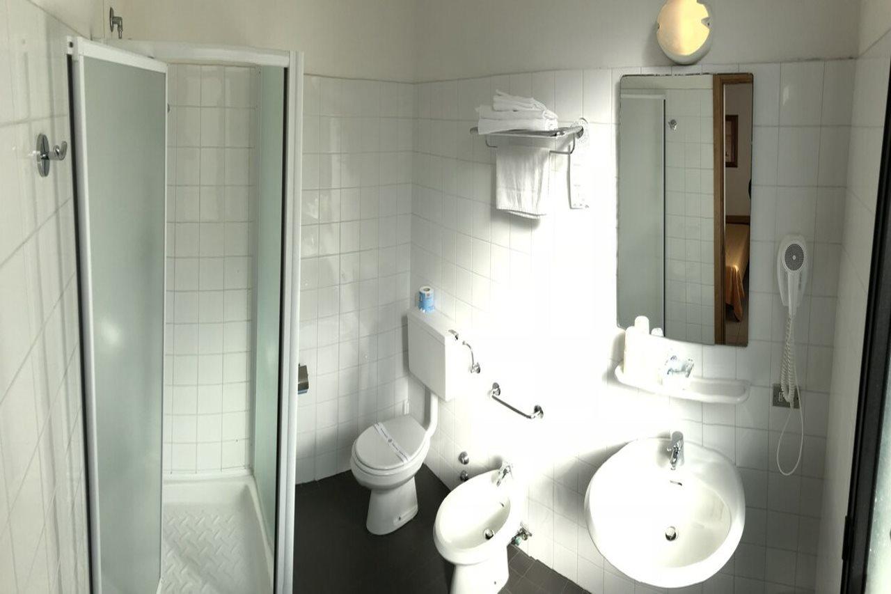 Hotel Arpa Rimini Eksteriør bilde