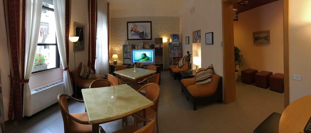 Hotel Arpa Rimini Eksteriør bilde